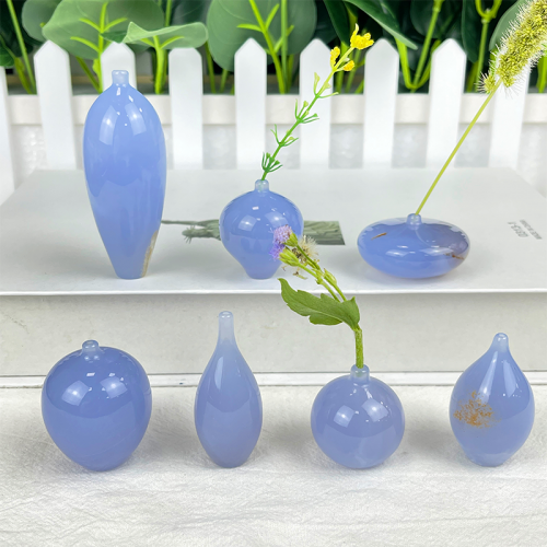 Natural Rose Quartz Crystal Modern  Home Decoration Blue Chalcdony Cute Vase Agate Energy Stone Chalcedony Hand Carved Crystal  Offie Decoration